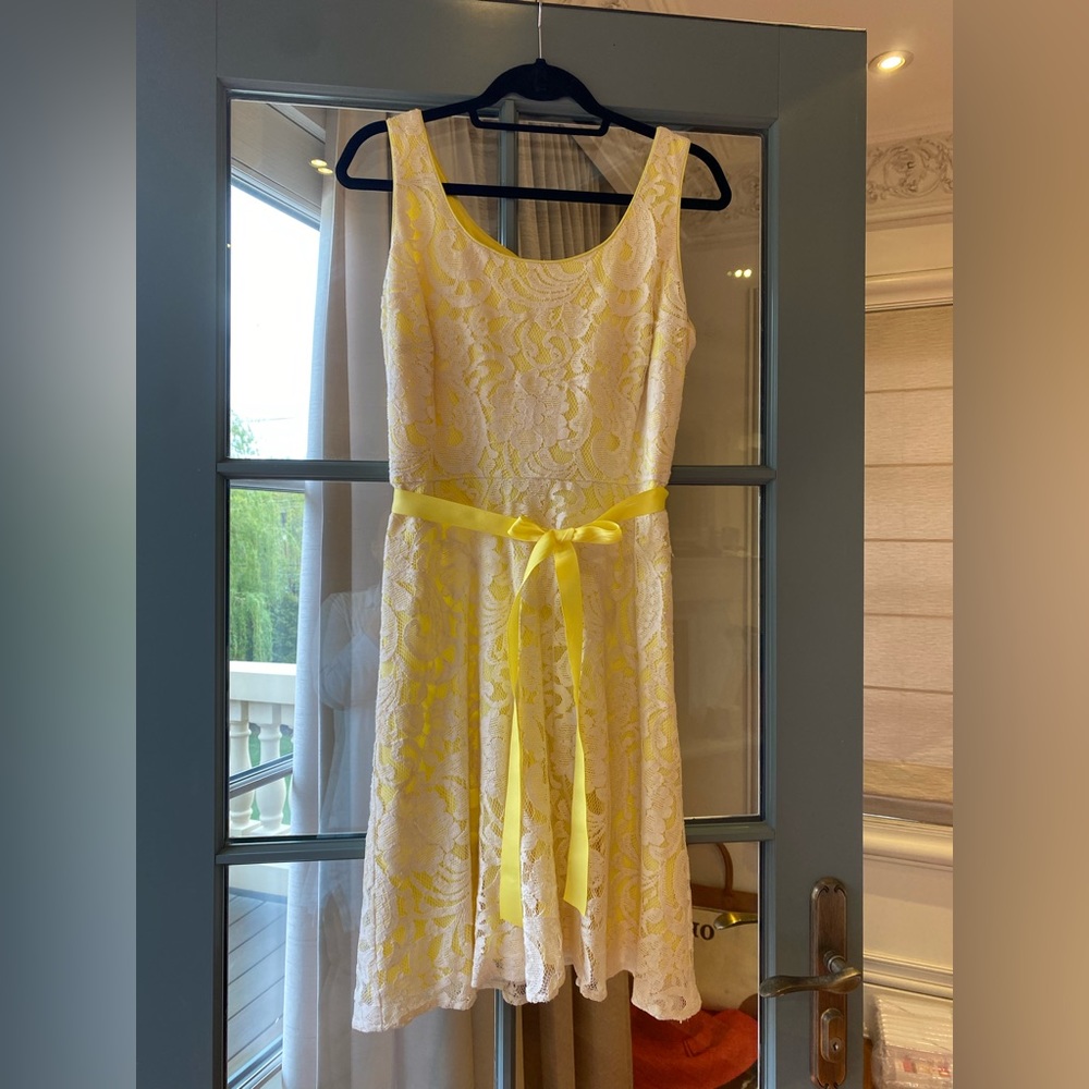 Sun dress knee length